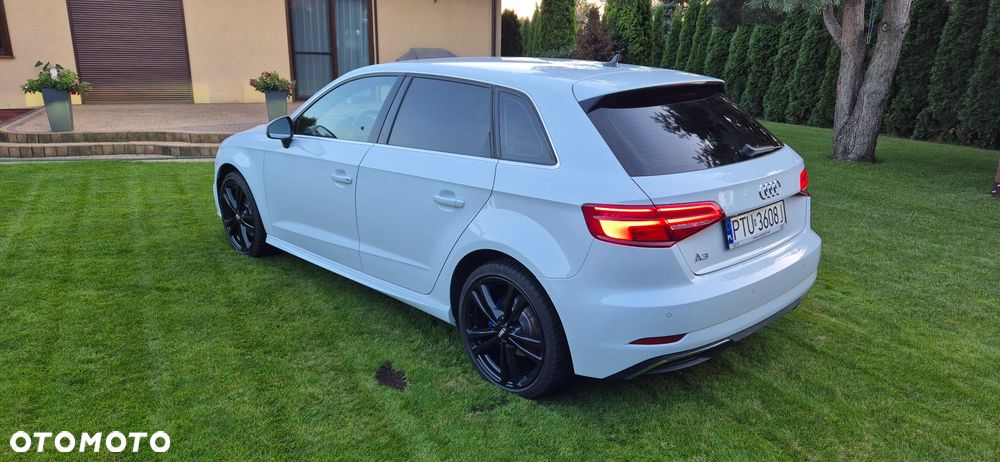 Audi A3 Sportback 1.4 TFSI e-tron S tronic - 10