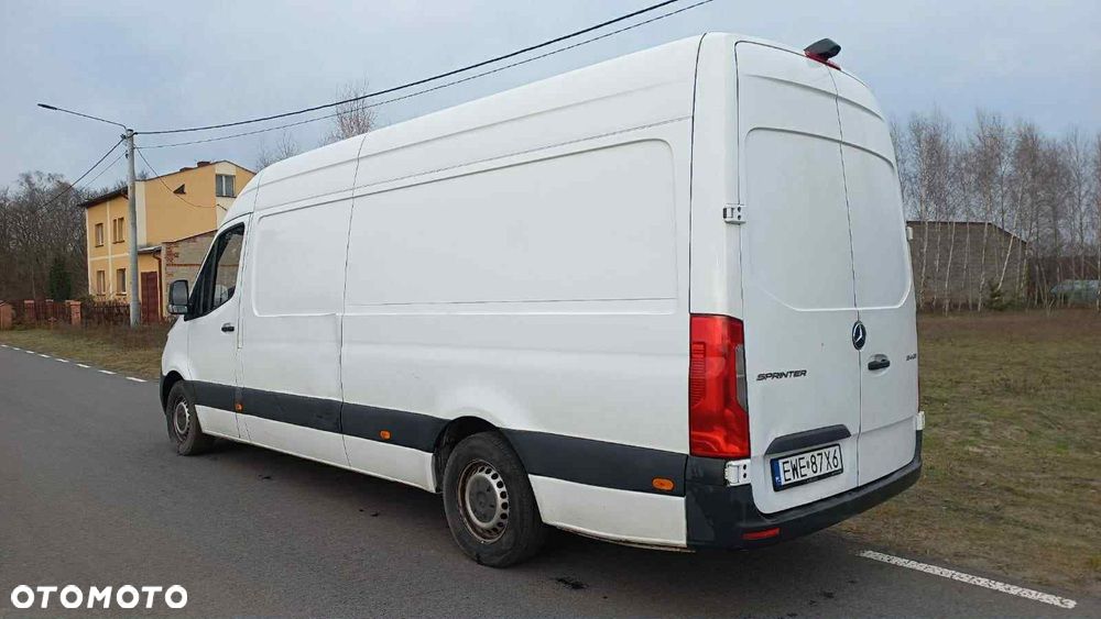 Mercedes-Benz SPRINTER - 3