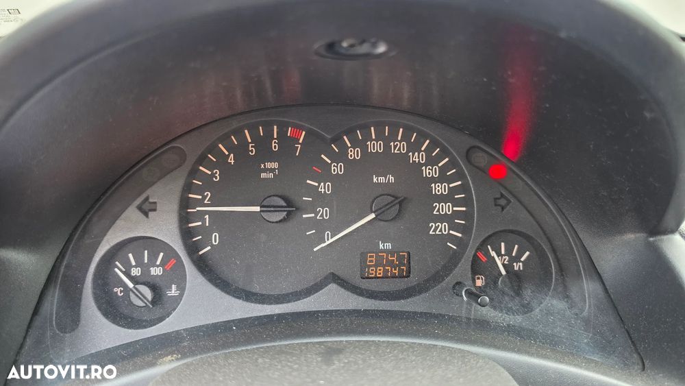 Opel Corsa - 9