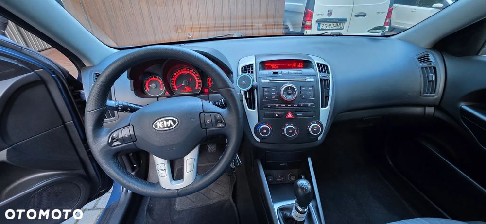 Kia Ceed 1.4 M - 16
