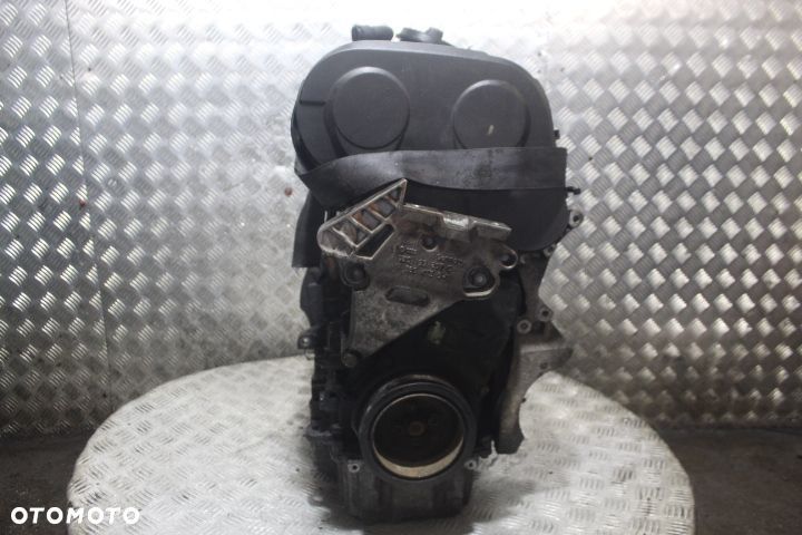 SILNIK VOLKSWAGEN PASSAT B6 2.0TDI BKP - 5