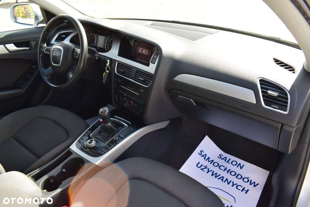 Audi A4 Limousine 2.0 TDI DPF Ambiente - 24