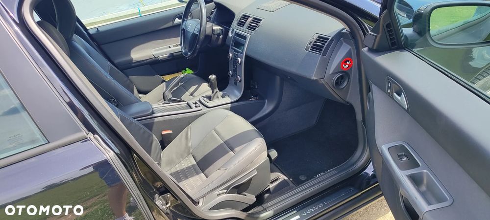 Volvo V50 1.6D - 15