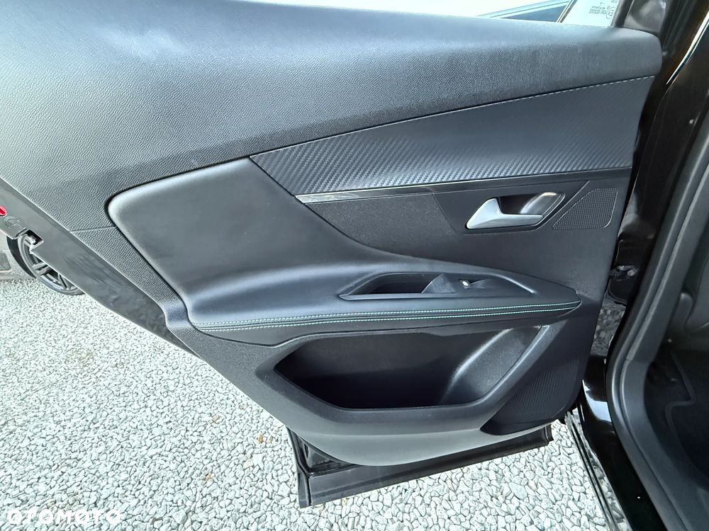 Peugeot 3008 1.6 PureTech Hybrid PHEV Allure Pack S&S EAT8 - 26