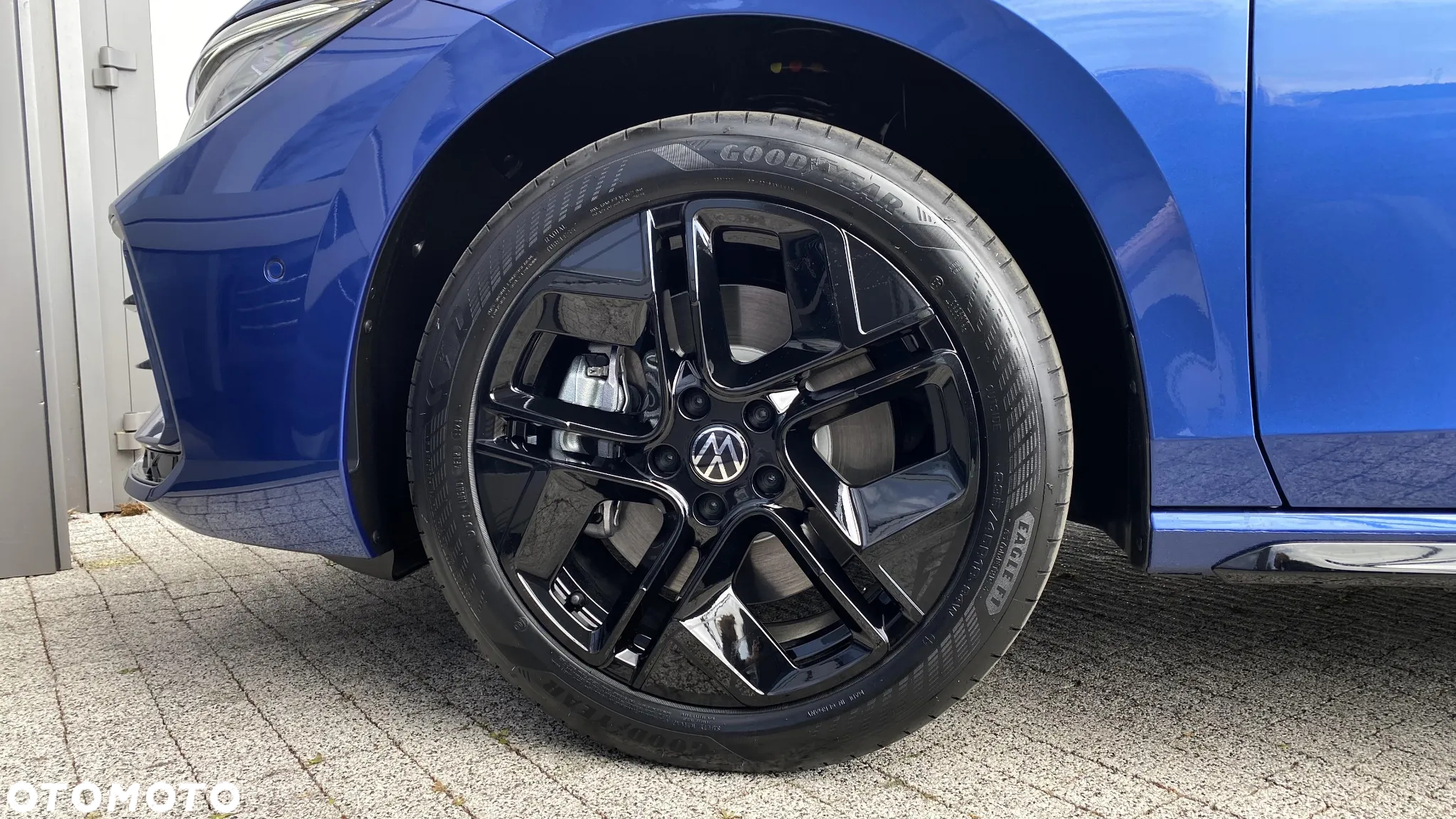 Volkswagen Passat 2.0 TSI R-Line Plus DSG - 28