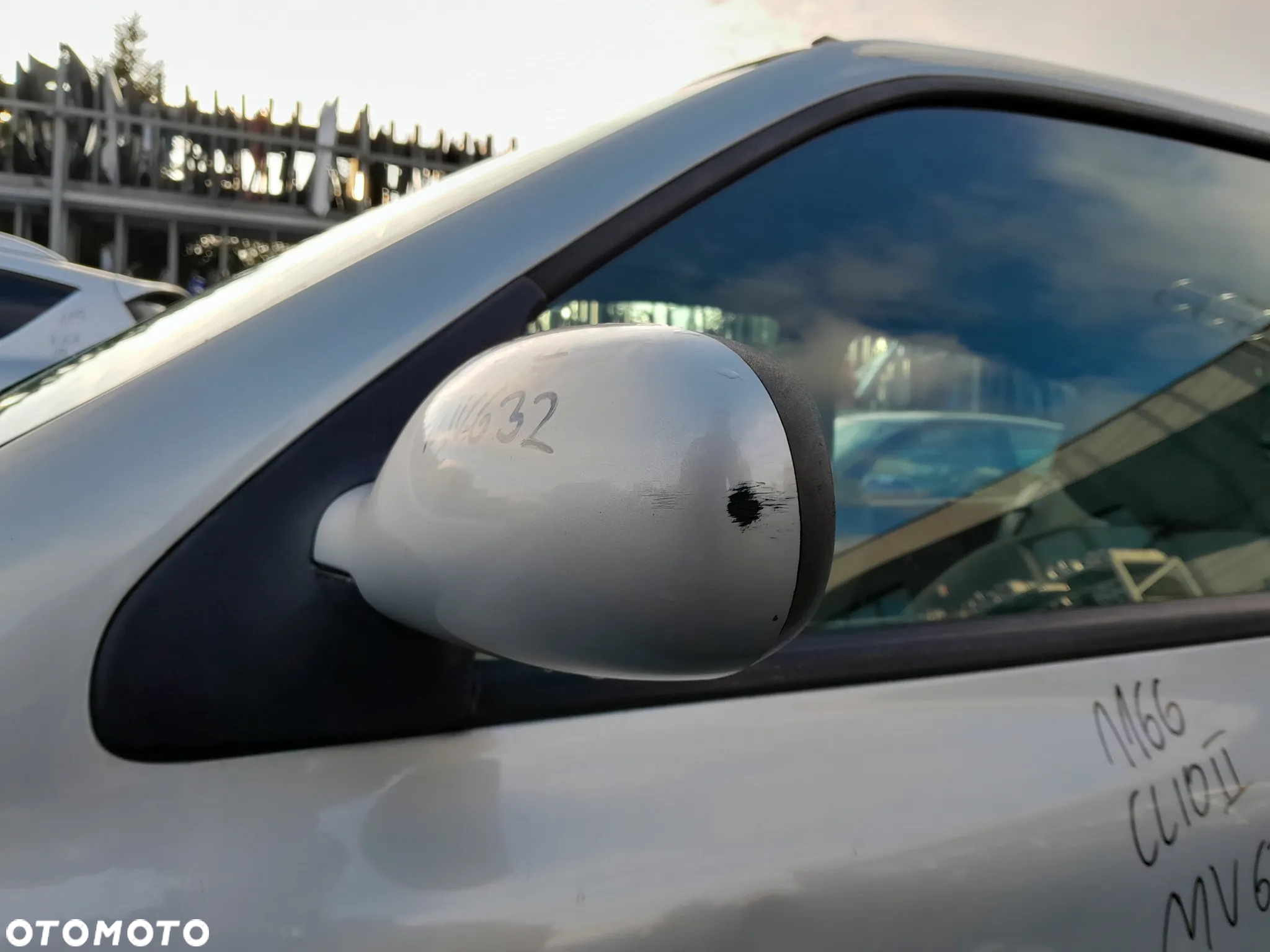 RENAULT CLIO II LUSTERKO LEWE PRZEDNIE LEWY PRZÓD KOLOR: MV632 - 3