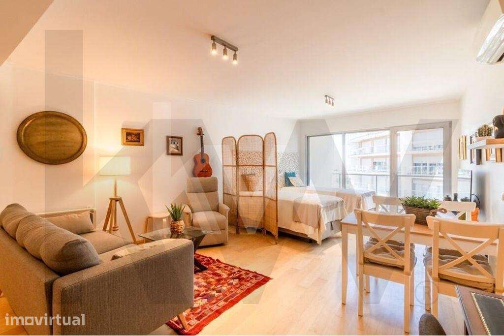 Apartamento T0 Parque das Nações com Varanda, Piscinas e Jardins. Cond - Grande imagem: 3/21