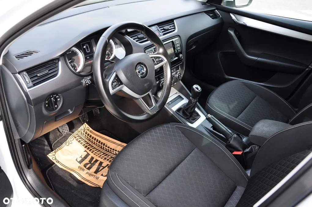 Skoda Octavia 1.6 TDI Edition - 28
