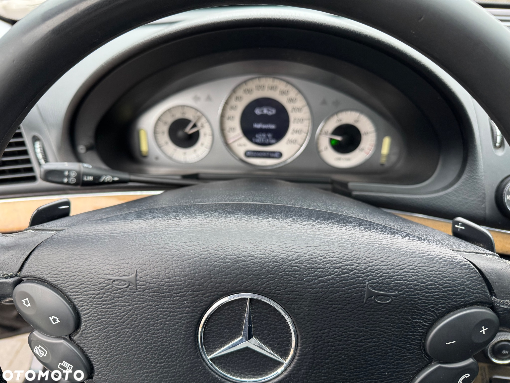 Mercedes-Benz Klasa E - 7