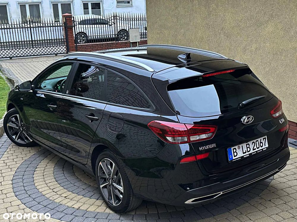 Hyundai i30 1.5 T-GDI 48V-Hybrid EDITION 30+ - 9