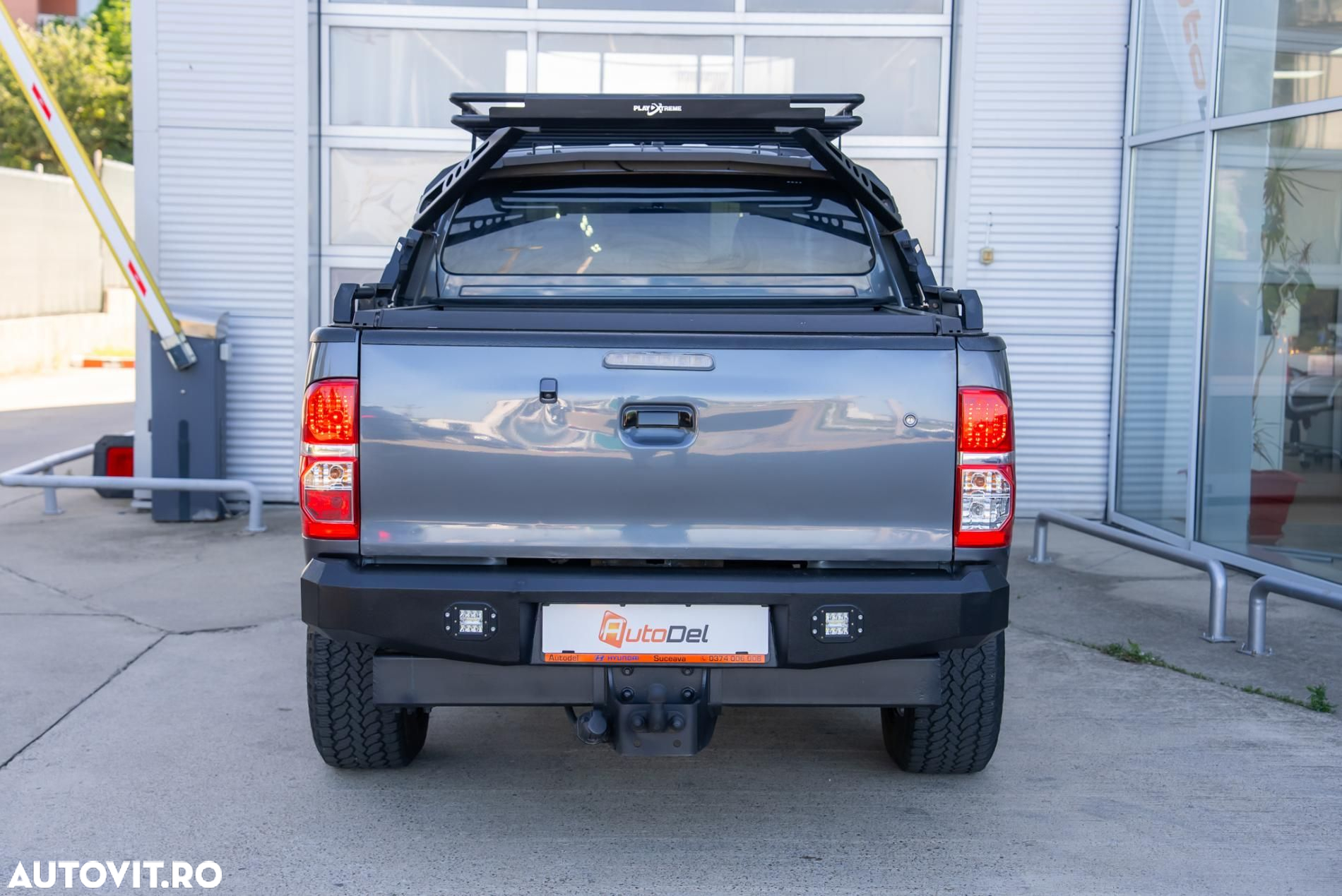Toyota Hilux 4x4 Cabina Dubla Style+ Aut. - 12