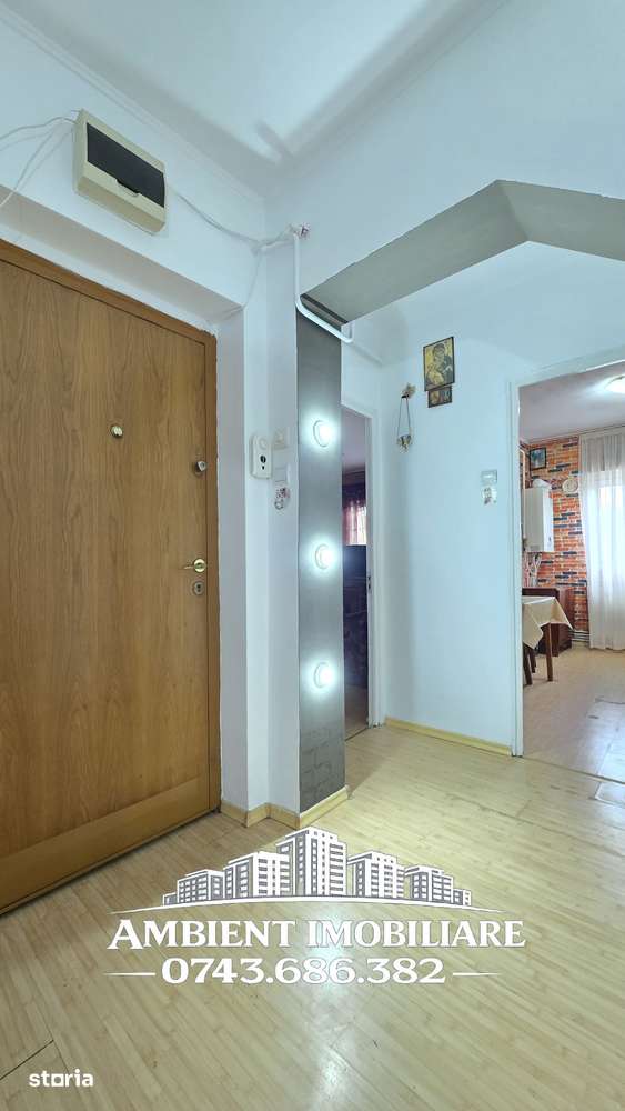 Apartament cu 3 camere, etaj 3, mobilat și utilat, zona GARĂ — fotografia 2
