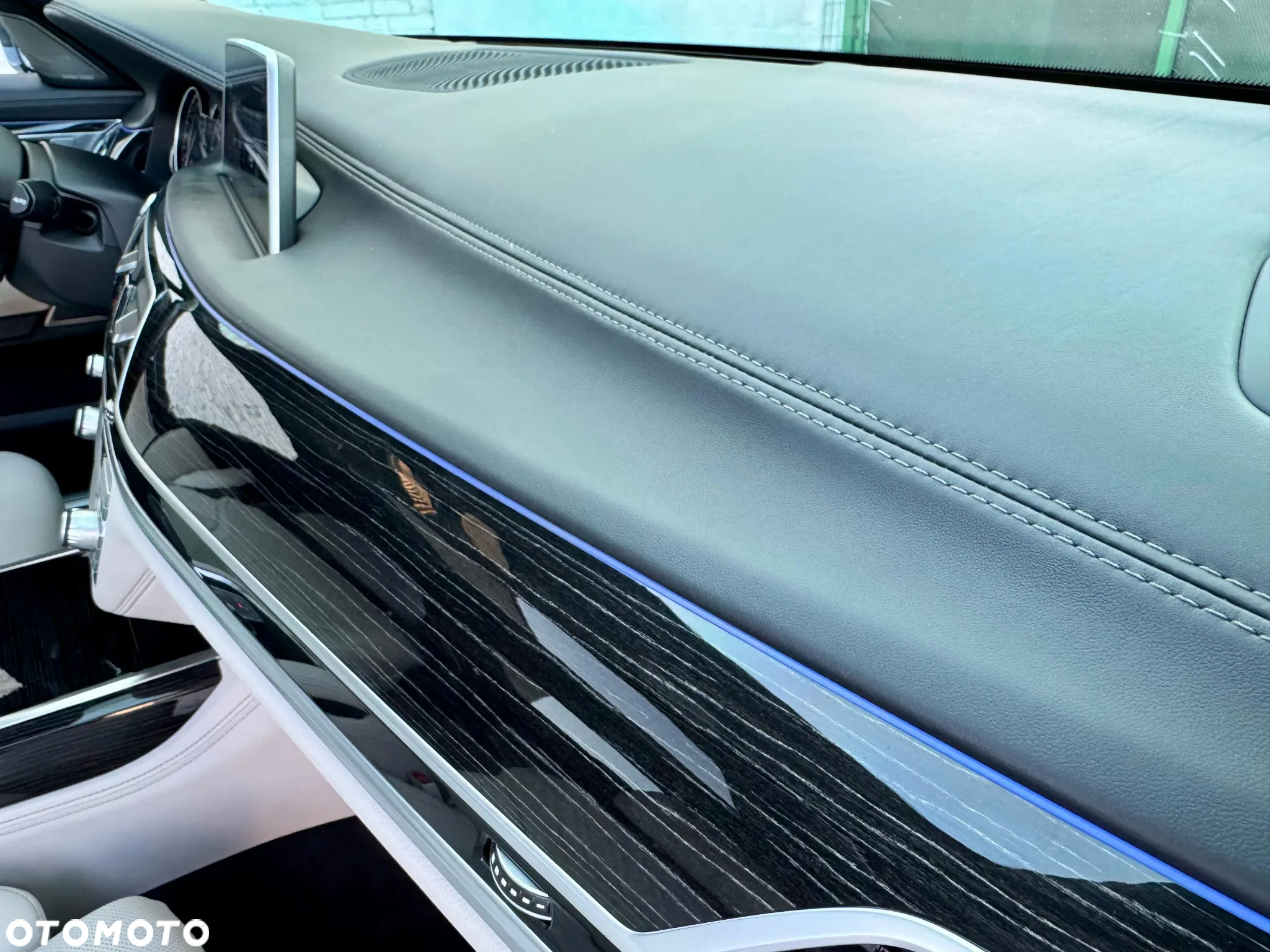 BMW Seria 7 730Ld xDrive - 26