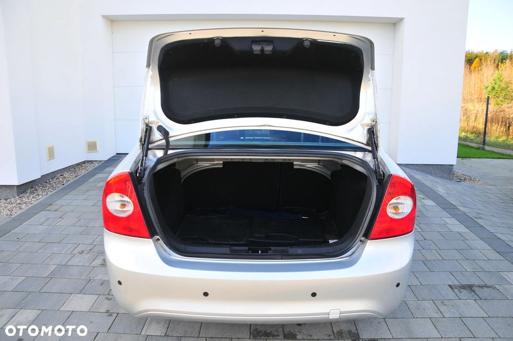 Ford Focus 1.6 Gold X - 16