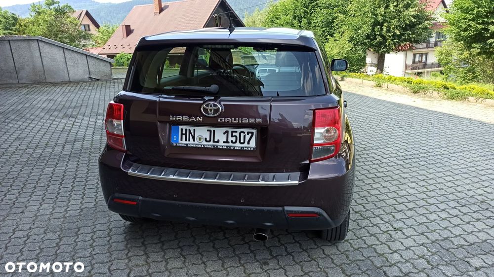 Toyota Urban Cruiser - 5