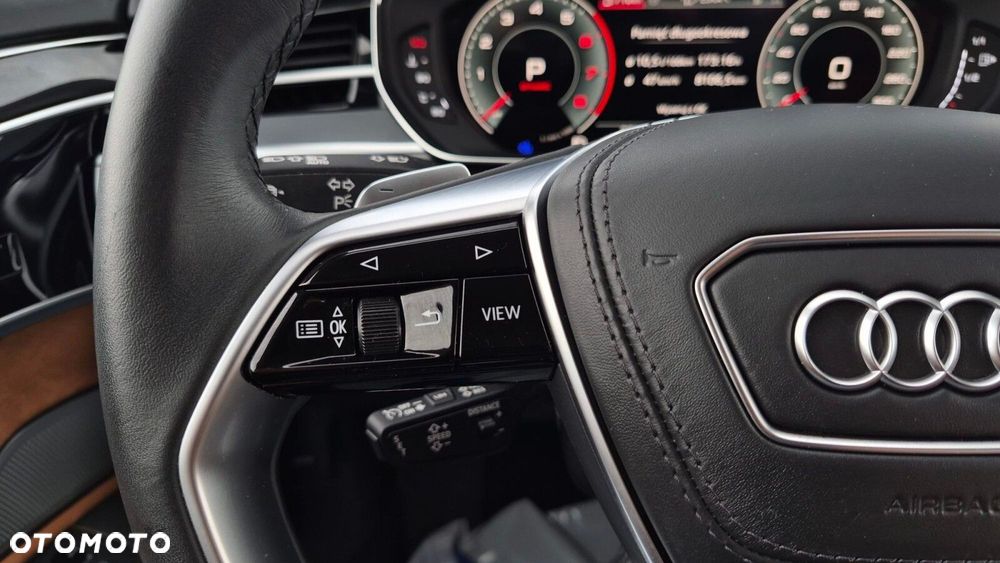 Audi A8 - 28