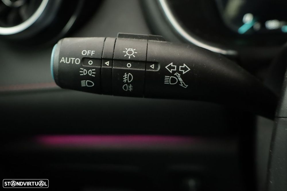 MG EHS 1.5 T-GDI Plug-in Hybrid Luxury - 17