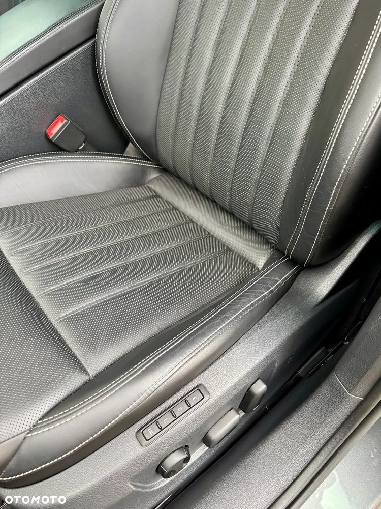 Skoda Superb 2.0 TSI L&K DSG - 12
