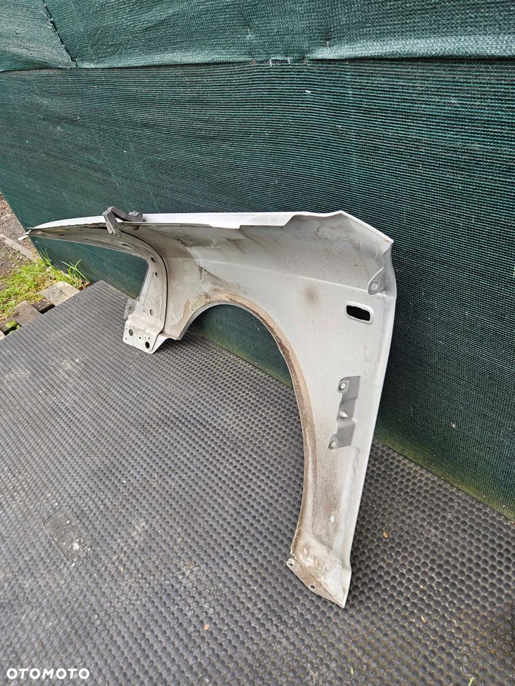 Błotnik Prawy Przod Przedni Srebrny Nadkole LY7W Audi A6 C6 Przed Lift - 29