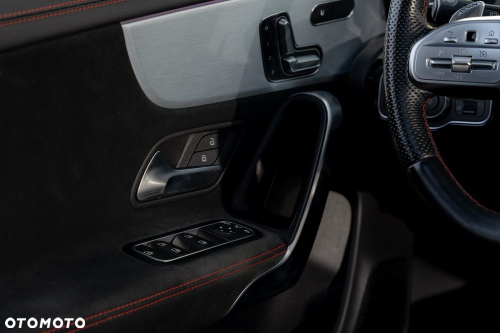 Mercedes-Benz CLA AMG 35 4-Matic 7G-DCT - 25