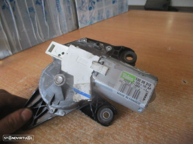 Motor Limpa Vidros Tras 8200311486I RENAULT TWINGO 2 2013 1.2I 75CV 3P VERMELHO TRAS  Valeo RENAULT CLIO 3 2013 1.5DCI 75CV 3P BRANCO TRAS  Valeo - 1