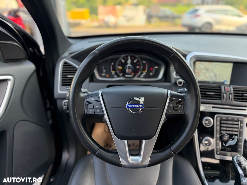 Volvo XC 60 D4 Geartronic Summum - 6