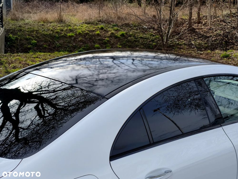 Mercedes-Benz CLA 250 E AMG Line 8G-DCT - 23