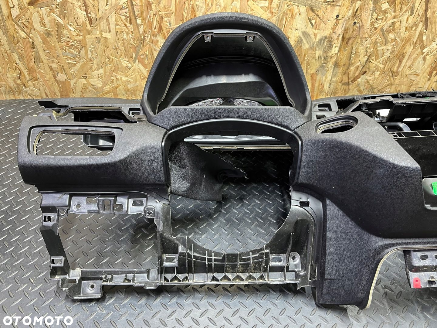 DESKA RODZIELCZA BMW X1 F48 CZARNA USA - 2
