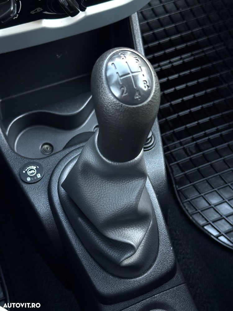 Dacia Logan 1.6 MPI Ambiance - 27