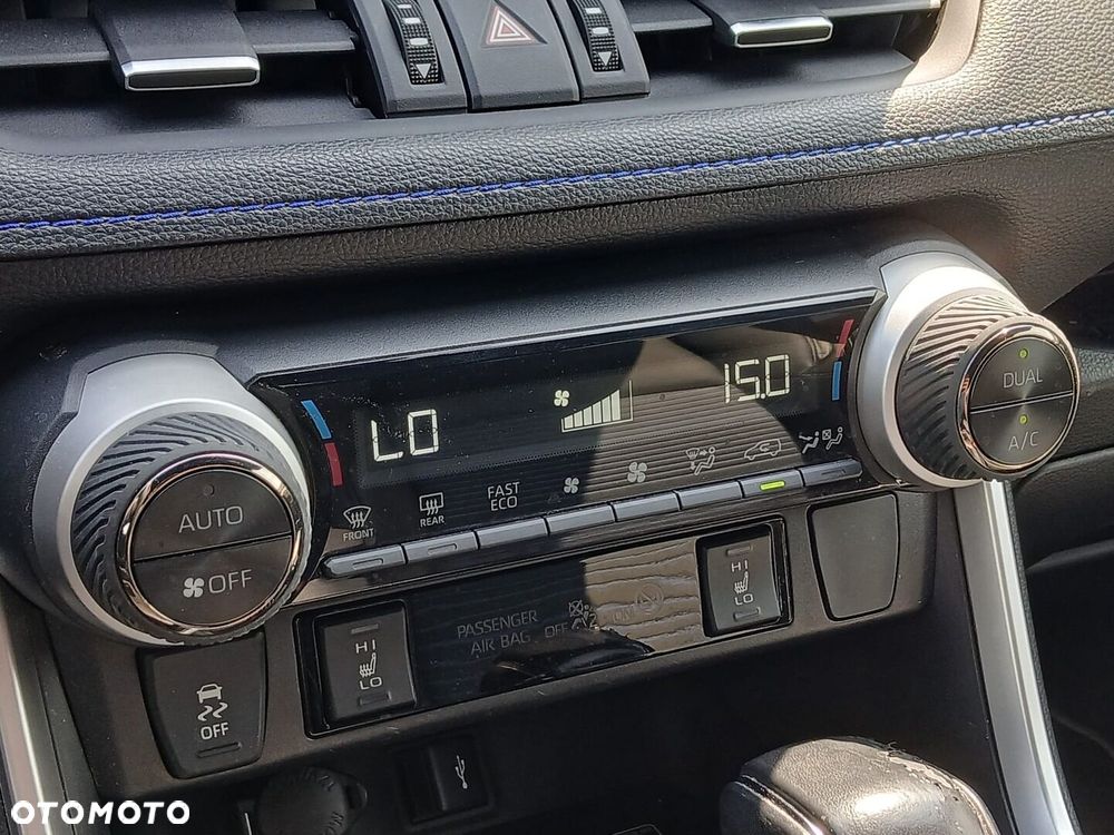 Toyota RAV4 2.5 Hybrid Selection 4x4 - 24