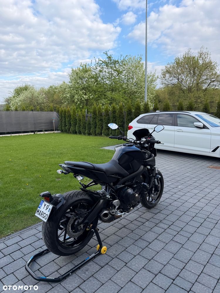 Yamaha MT - 4