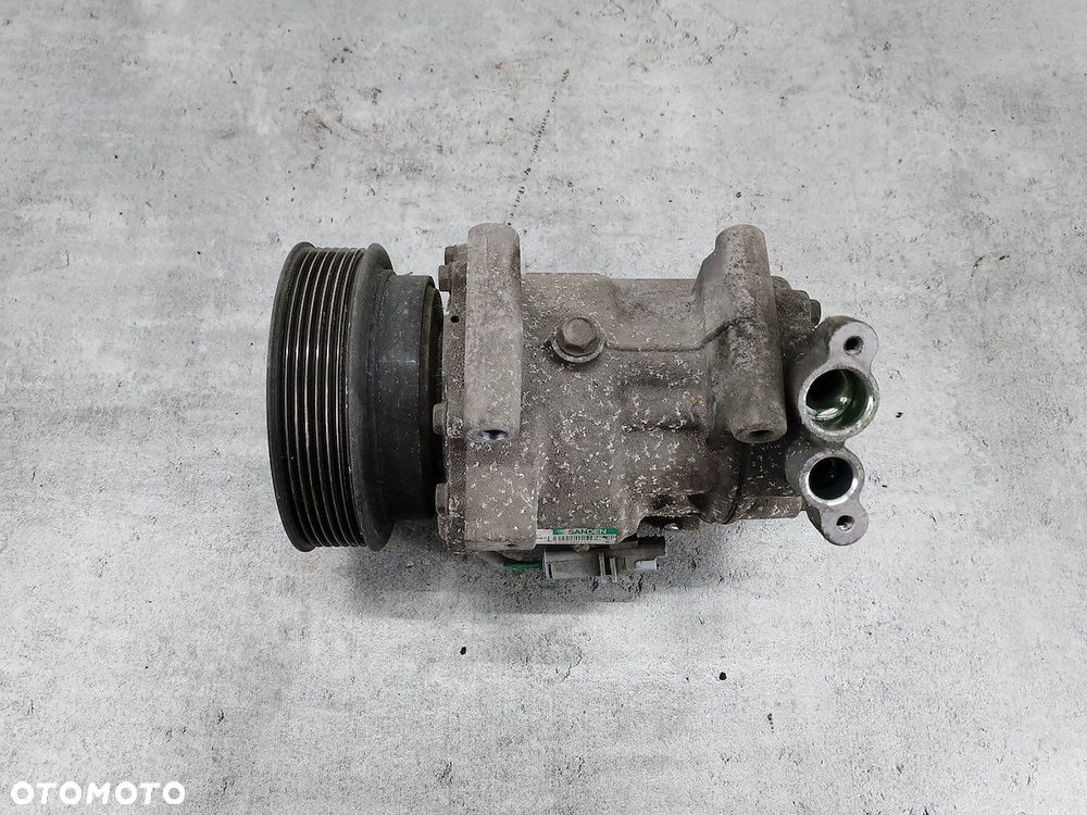 POMPA, SPRĘŻARKA KLIMATYZACJI RENAULT CLIO III 200357173--B 00589910562 1.2 - 5