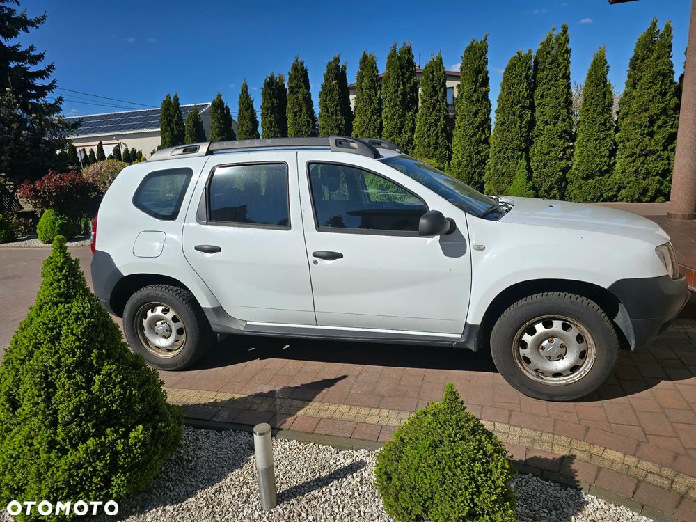 Dacia Duster 1.6 16V 105 4x4 Celebration - 4