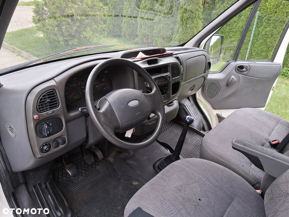 Ford Transit - 7