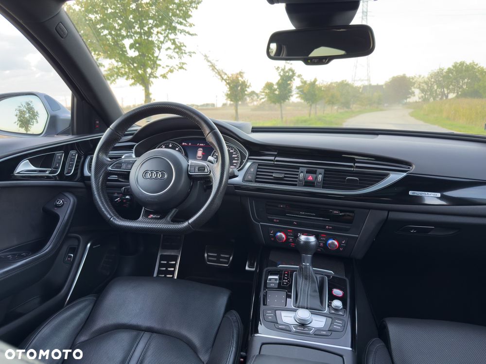 Audi RS6 - 26