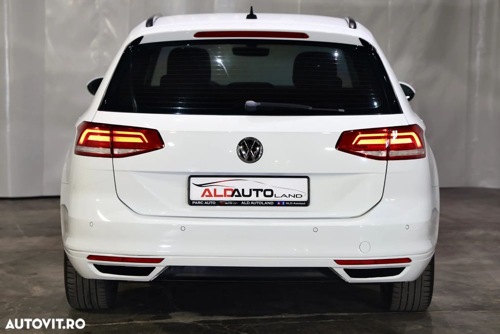 Volkswagen Passat 2.0 TDI Comfortline - 37