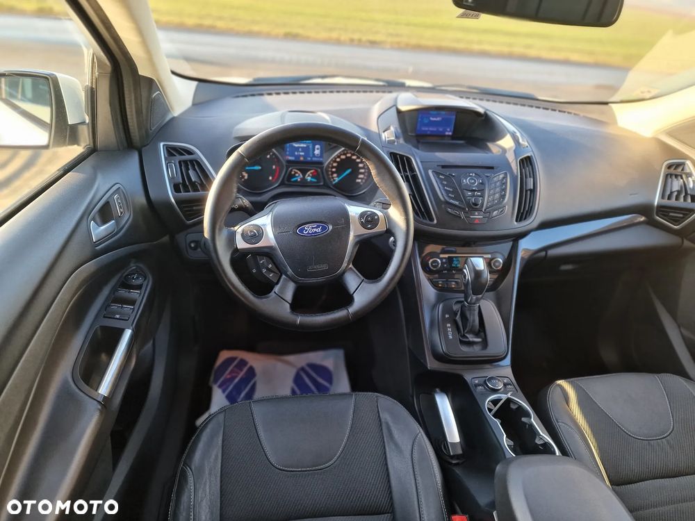 Ford Kuga 2.0 TDCi 4x4 Titanium - 22