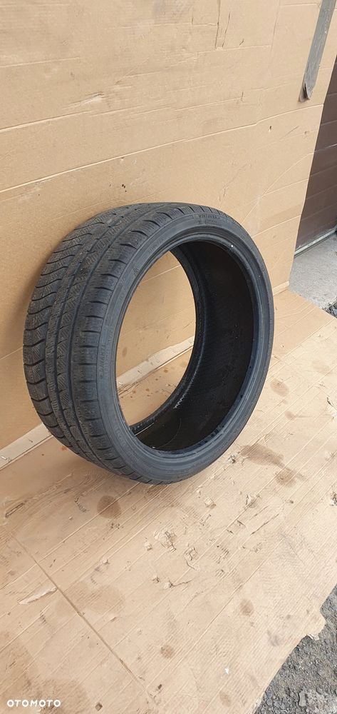 1X Opona Davanti Wintoura 235/35 R19 3619 7mm - 3