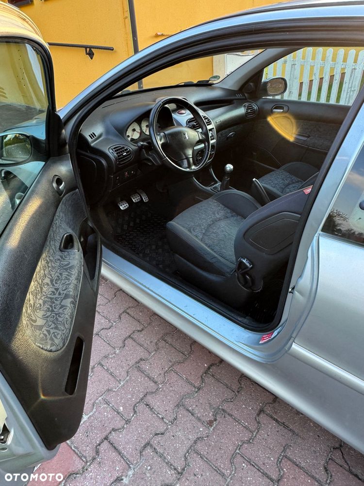 Peugeot 206 1.6 Quiksilver - 9