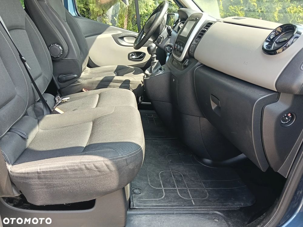 Renault Trafic Grand 1.6 dCi - 24
