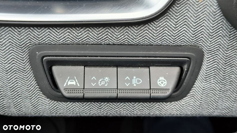 Renault Clio - 12