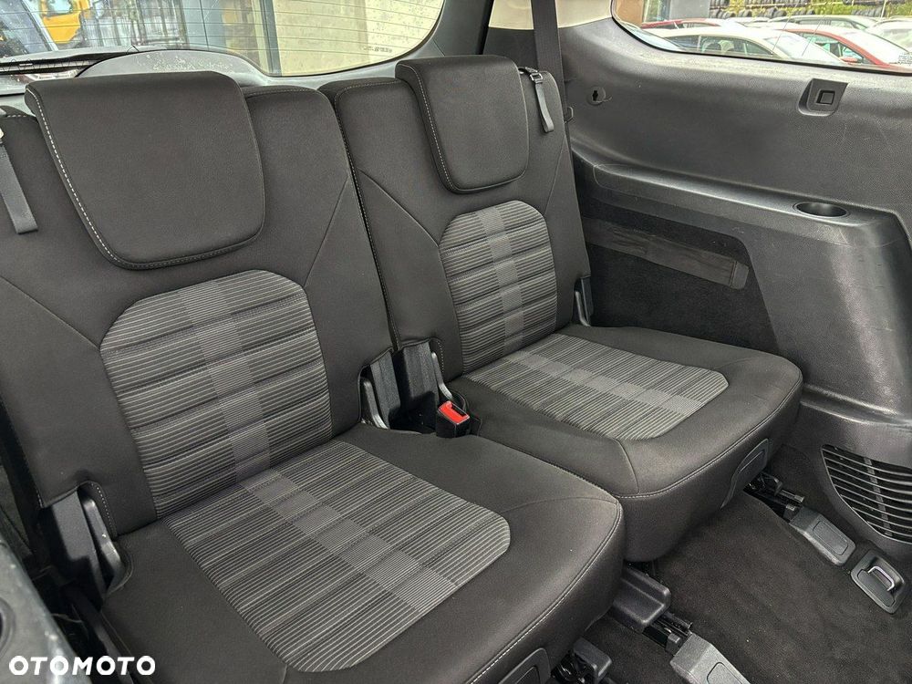 Ford Galaxy 2.0 TDCi Business - 25