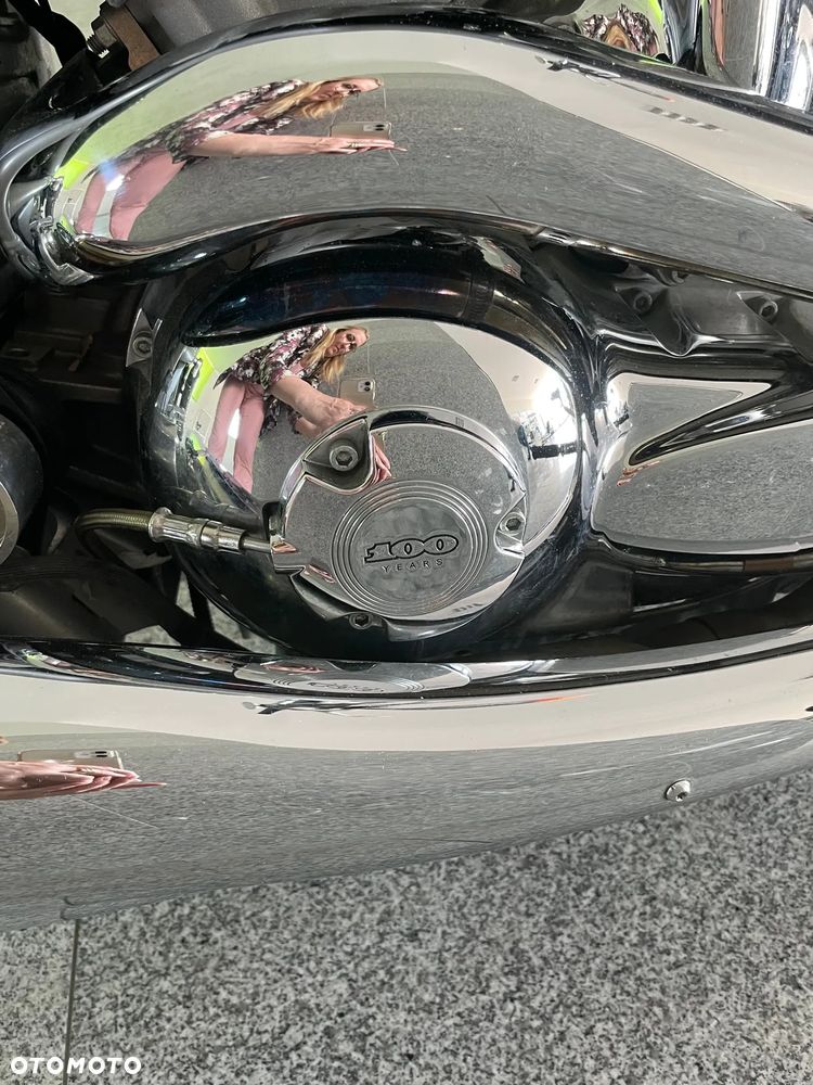 Harley-Davidson V-Rod Street Rod - 15