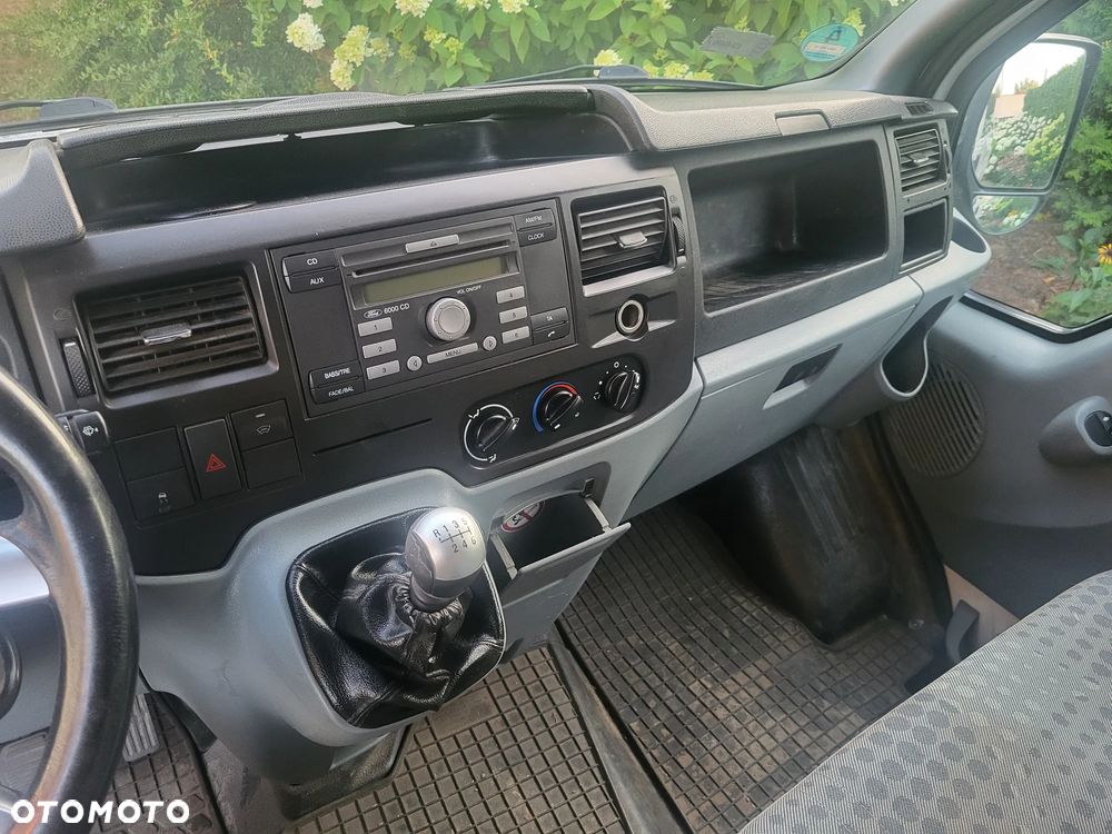 Ford Transit - 6