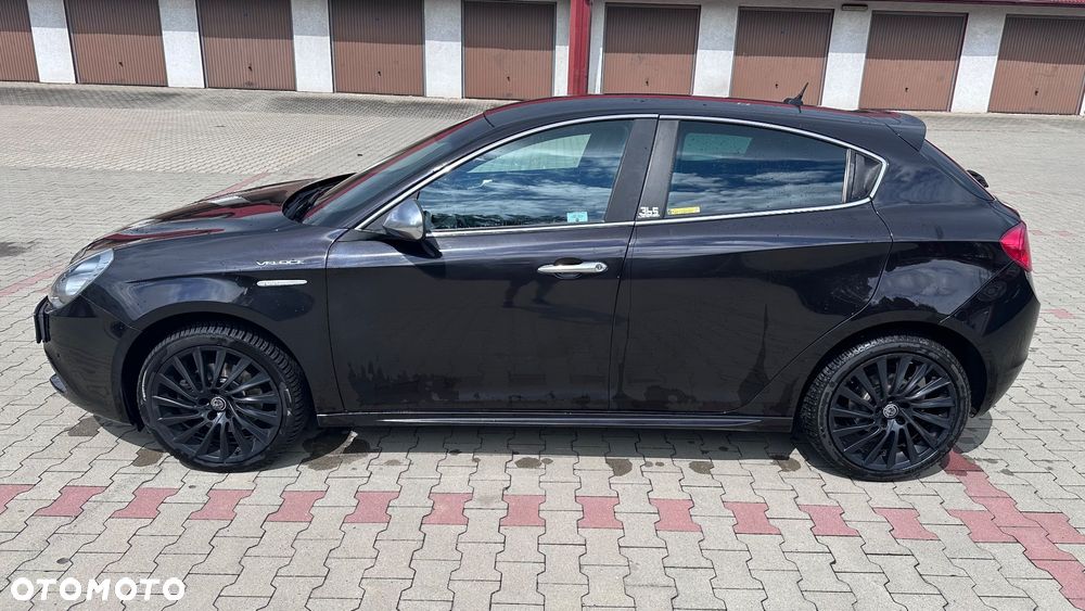Alfa Romeo Giulietta - 12