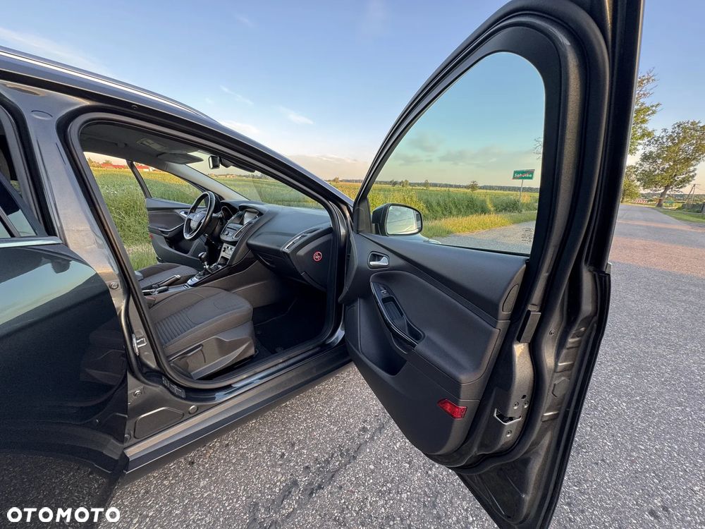 Ford Focus 2.0 TDCi SYNC Edition ASS - 23
