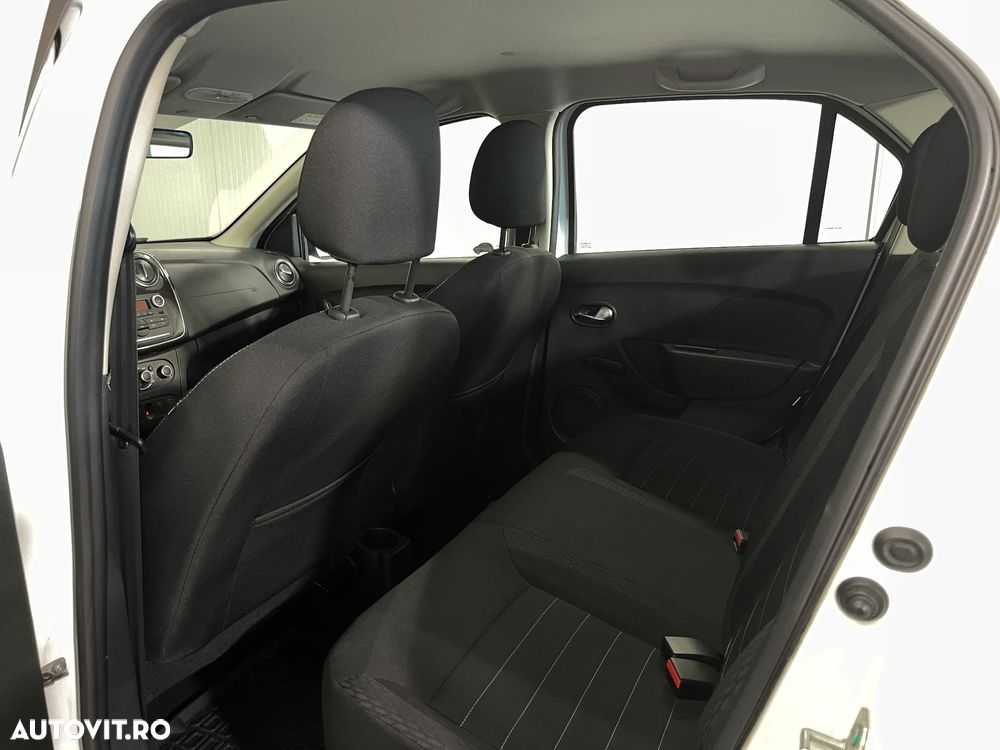 Dacia Logan 1.5 Blue dCi Laureate - 11