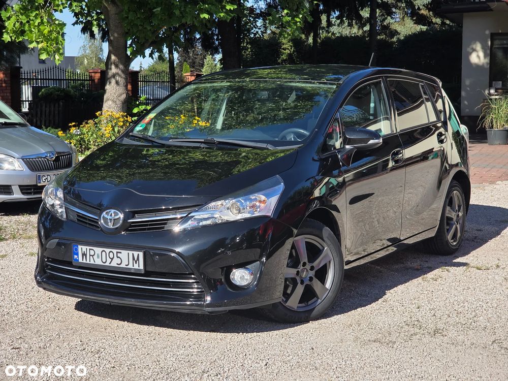 Toyota Verso 1.8 Premium - 1