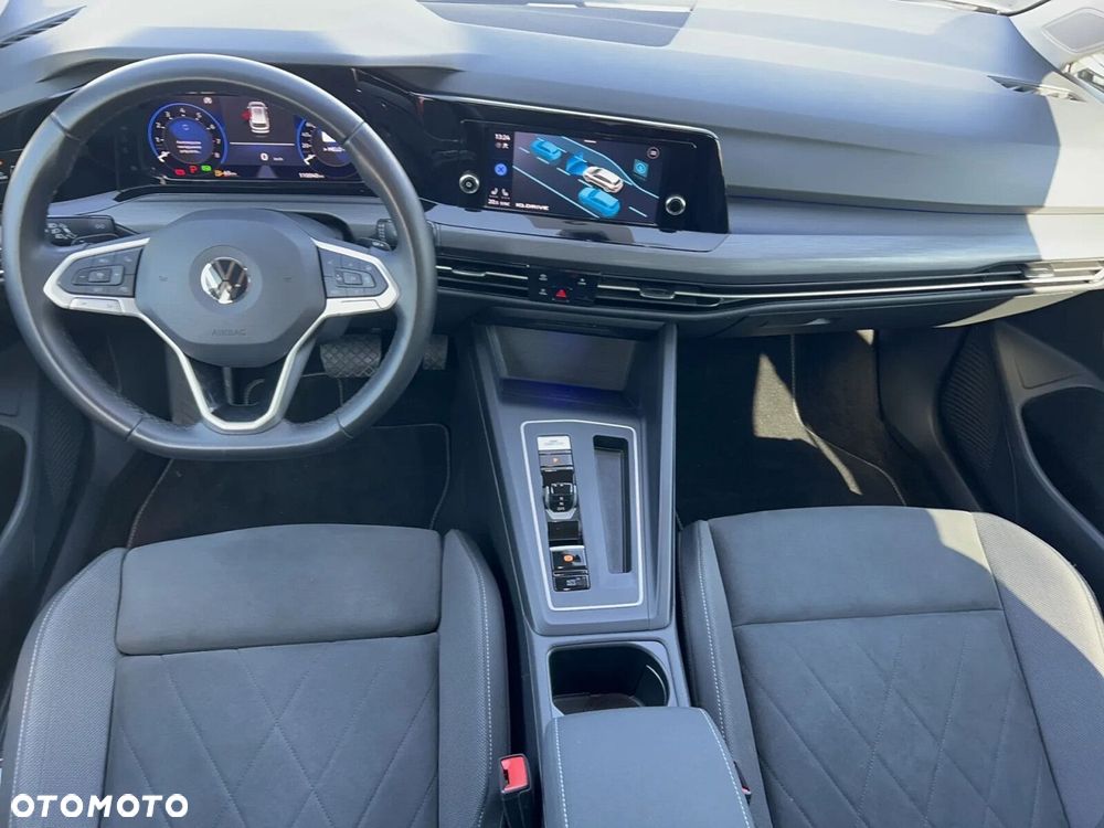 Volkswagen Golf - 2