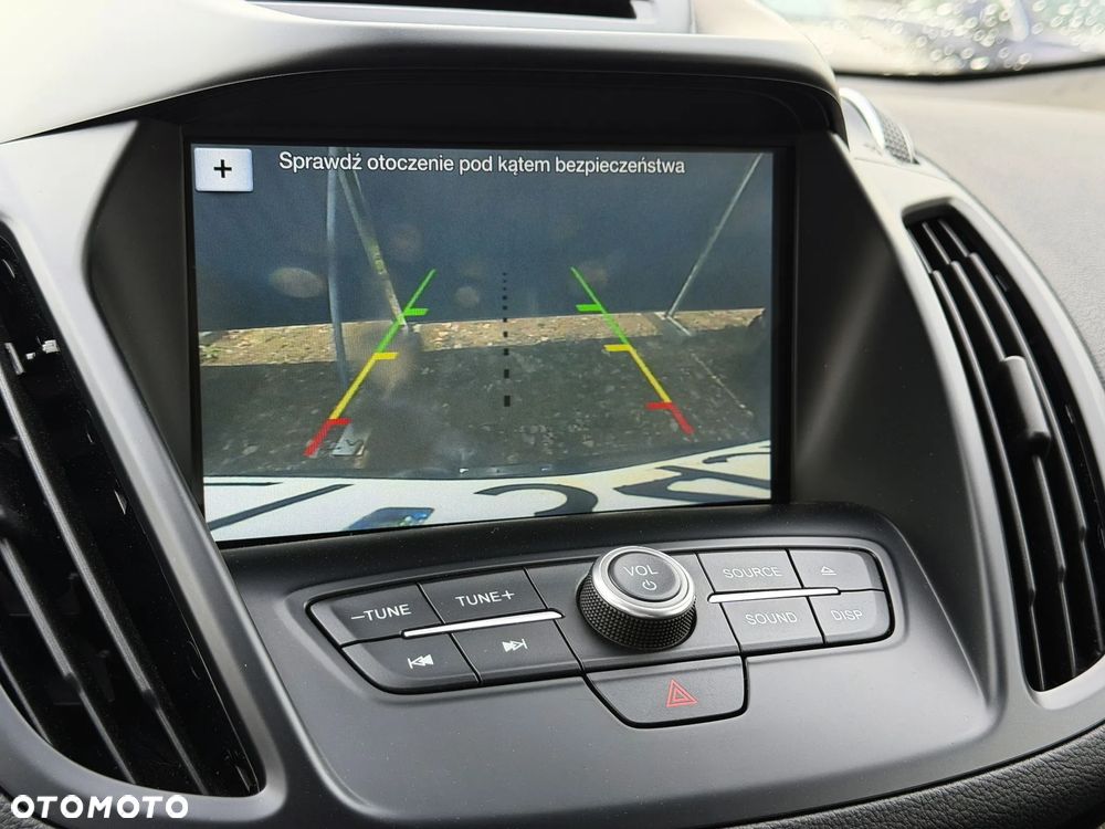 Ford Kuga 2.0 TDCi 2x4 Business Edition - 21